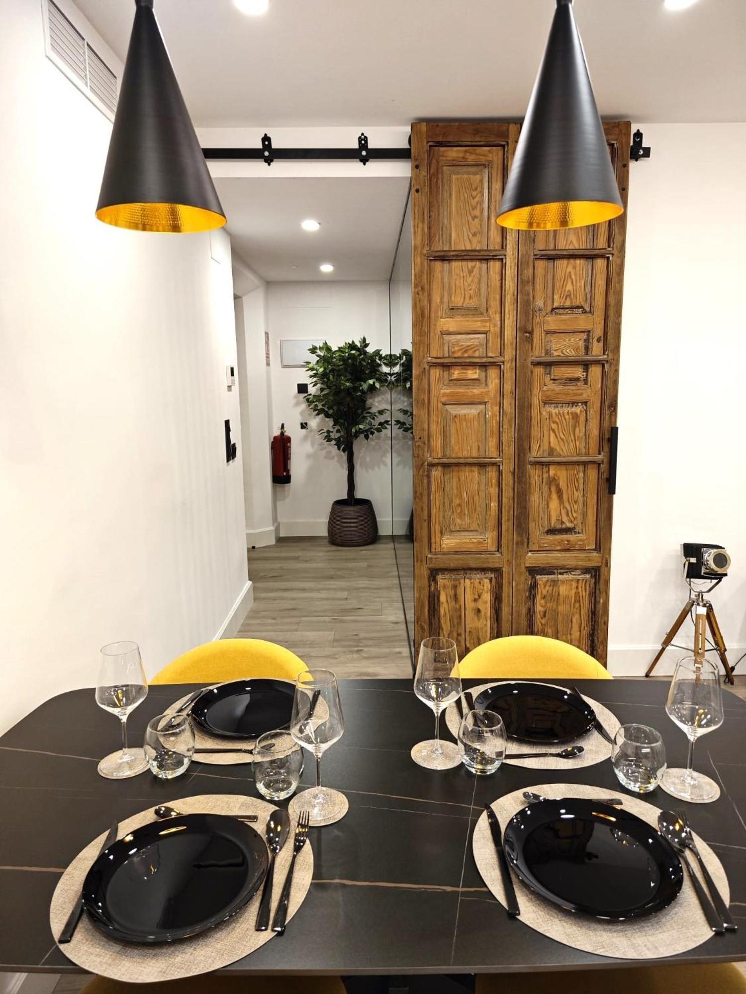 La Parada Del Rey - Luxury Suites Plasencia Exterior foto